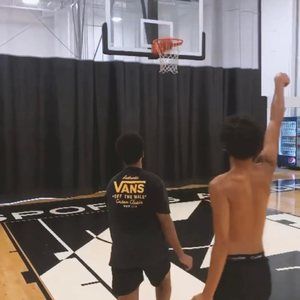 Meet your Posher, Nickolas